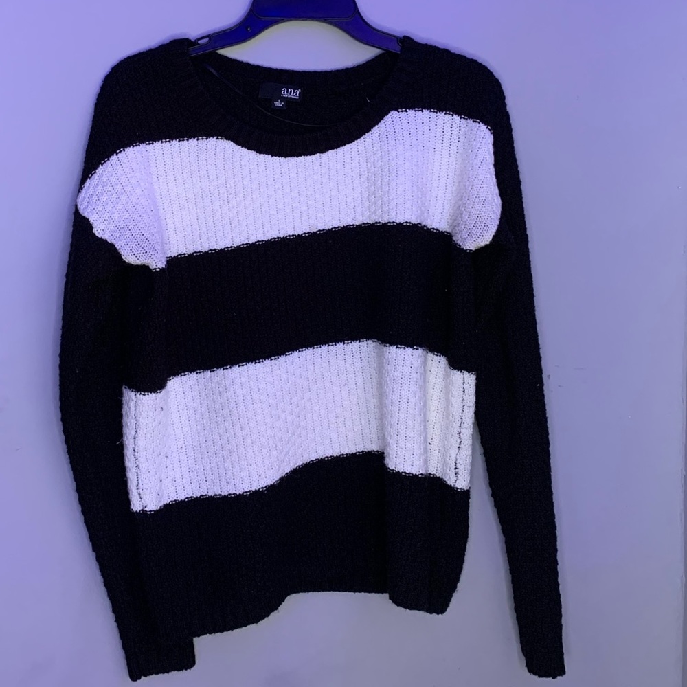 Mixed Sweaters - Picture 2 of 10